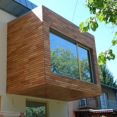 Dřevěné fasády a terasy - oblkady deskou na fasády